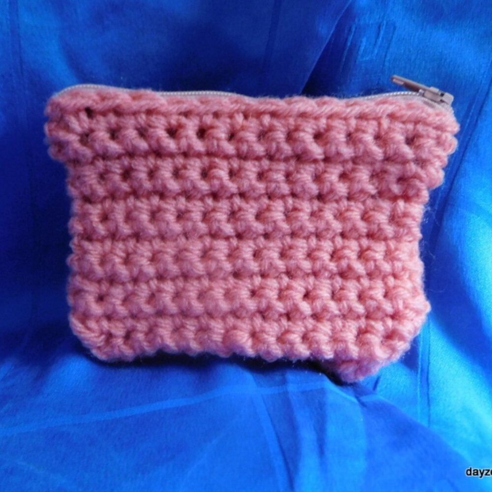 New Pink crocheted change purse with zipper and keyring